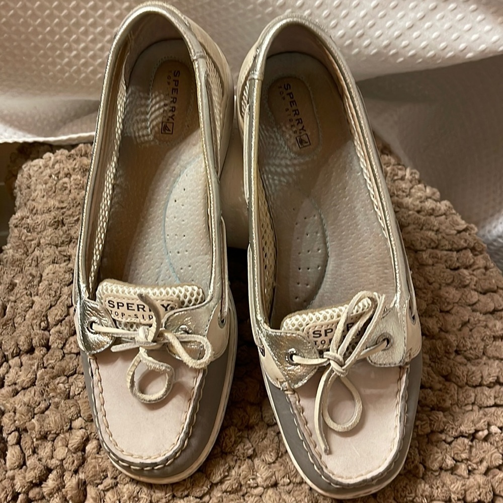 Sperry womans top-slider